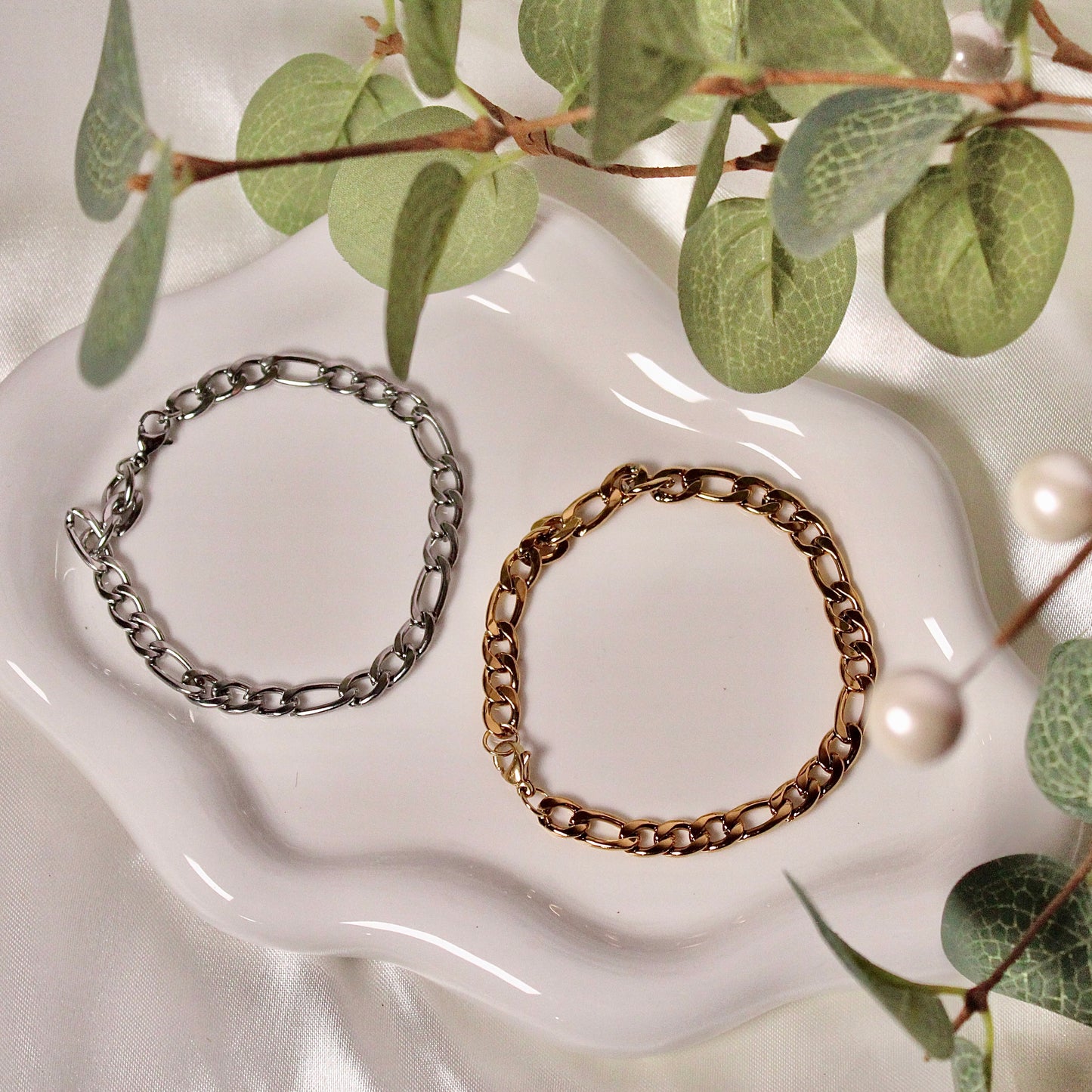 BRAZALETE CARTIER DORADO UNISEX