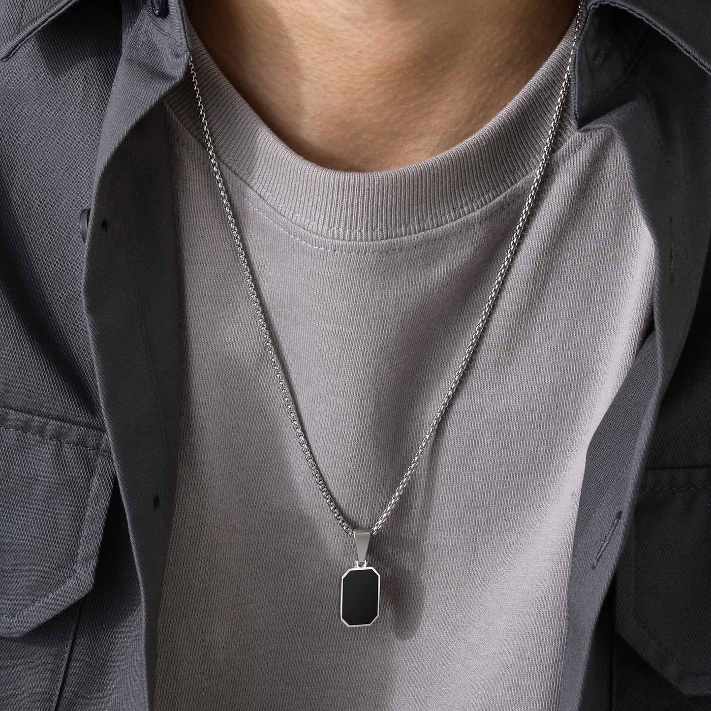 COLLAR CUADRADO UNISEX